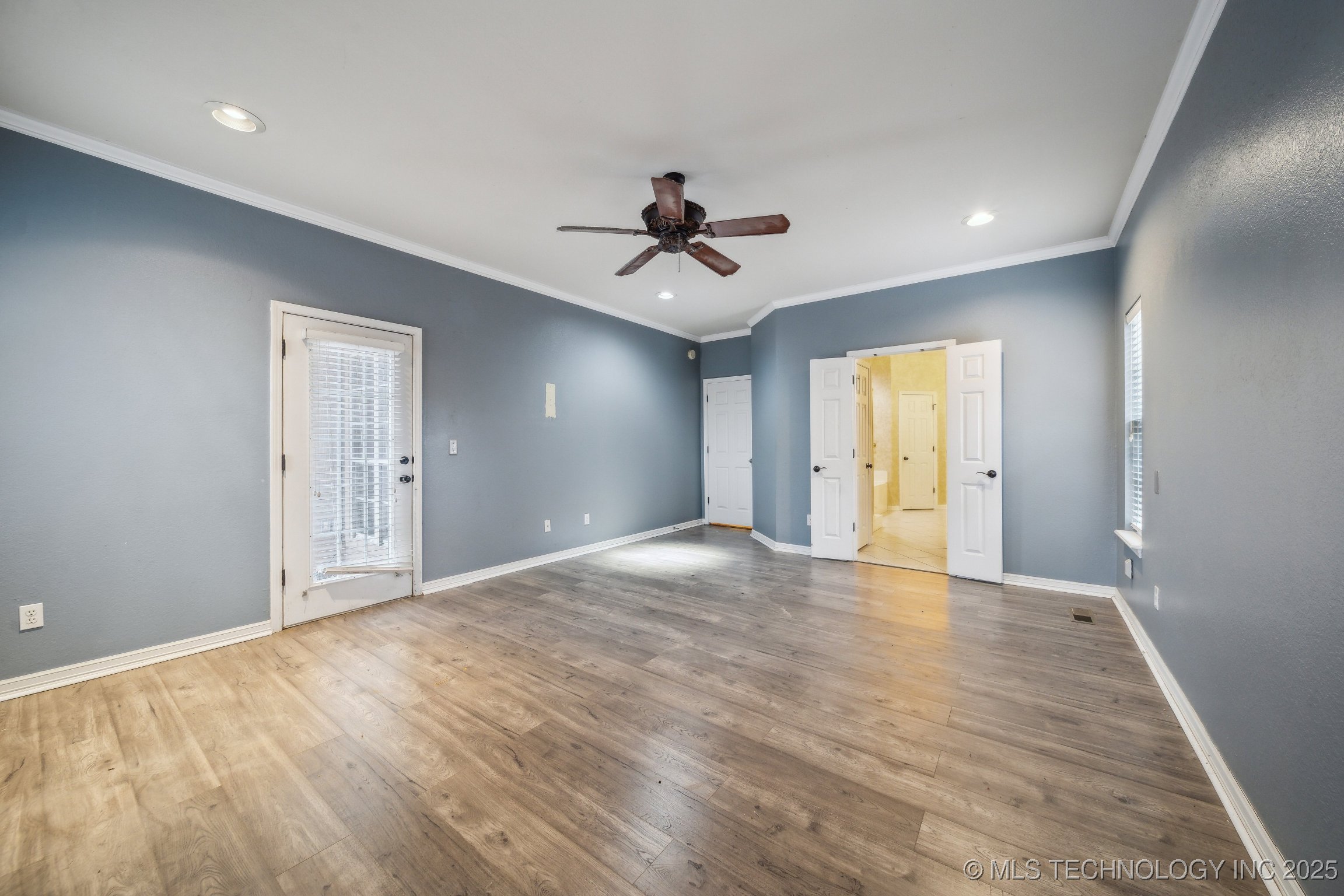 11605 S 67th East Avenue