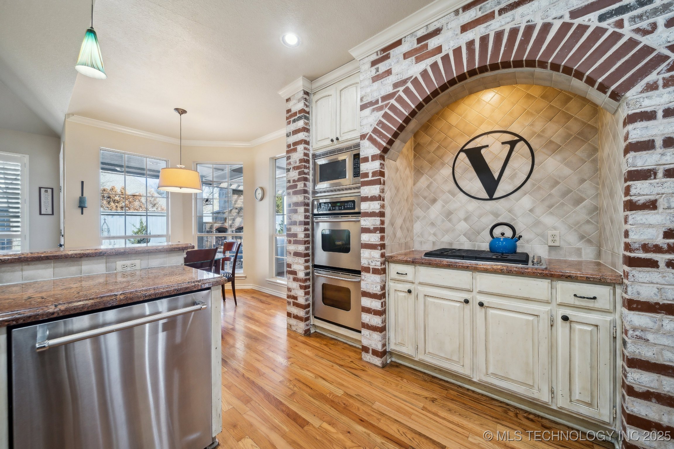 11539 S 68th East Avenue