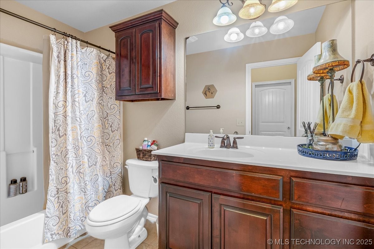 14520 S Florence Avenue