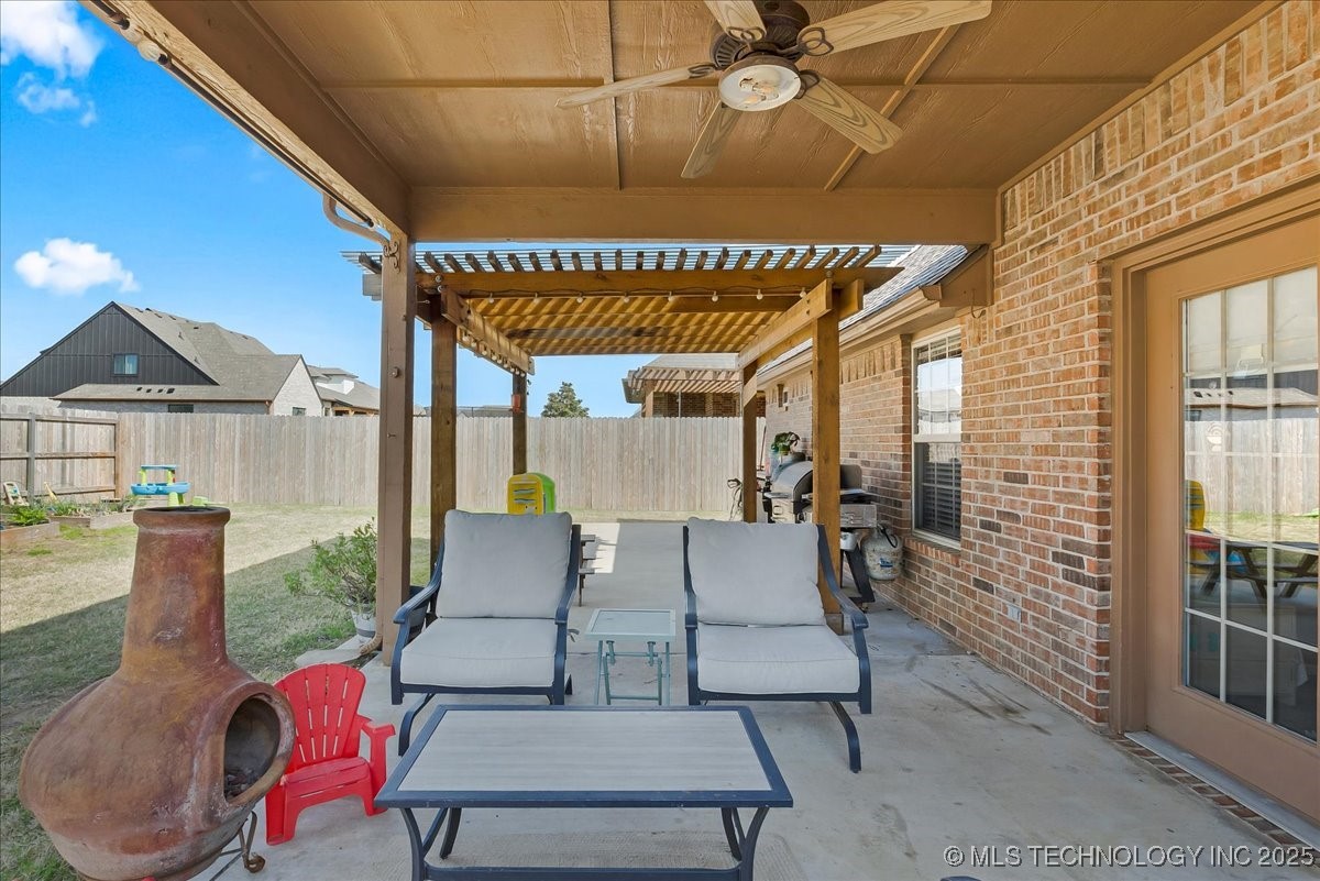 14520 S Florence Avenue