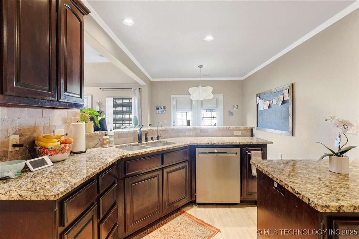 14520 S Florence Avenue