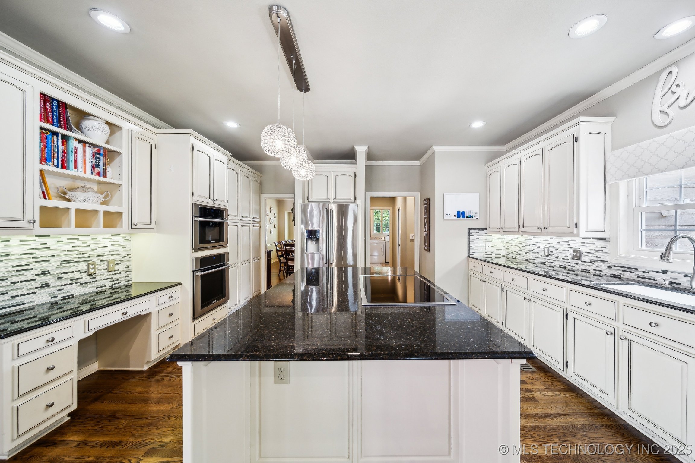 10734 S Toledo Avenue