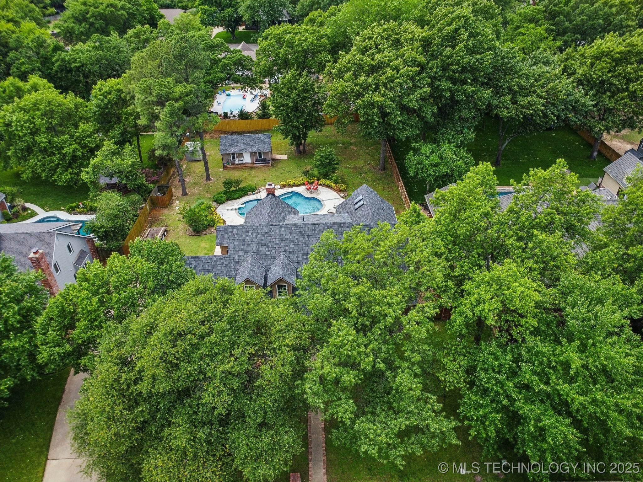 10734 S Toledo Avenue