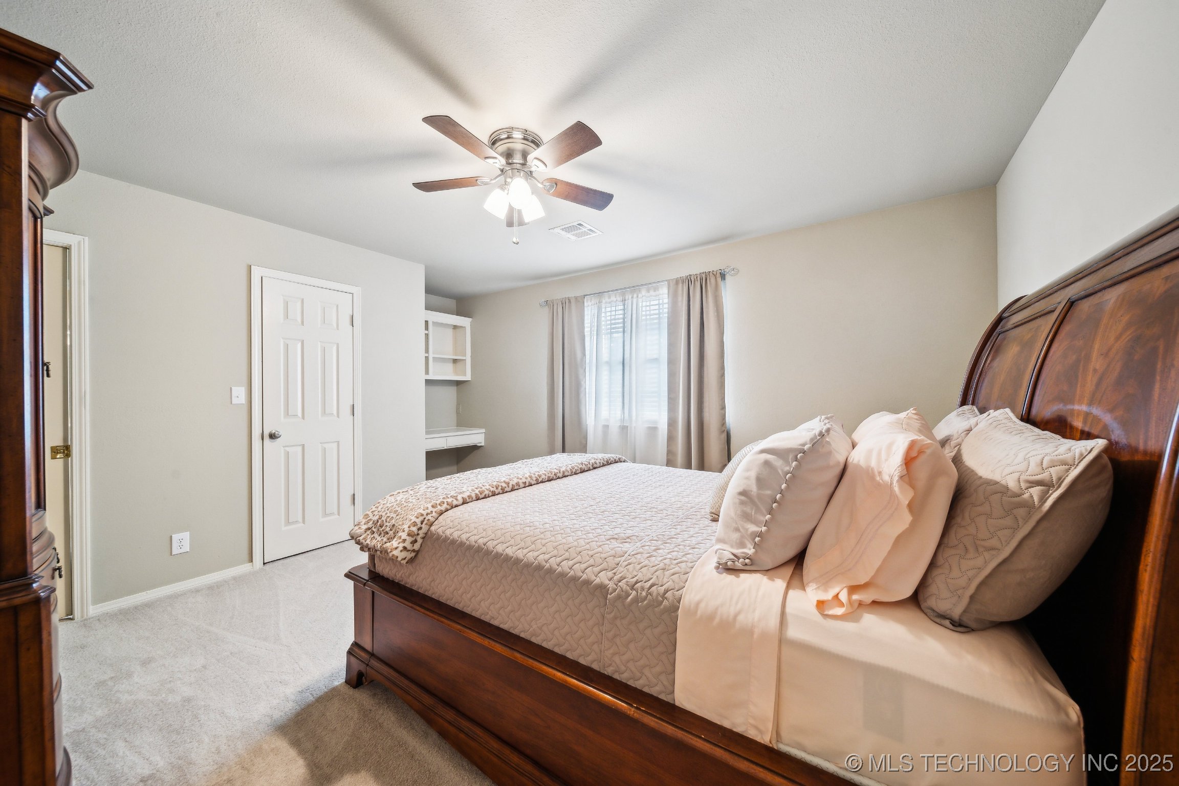 10734 S Toledo Avenue