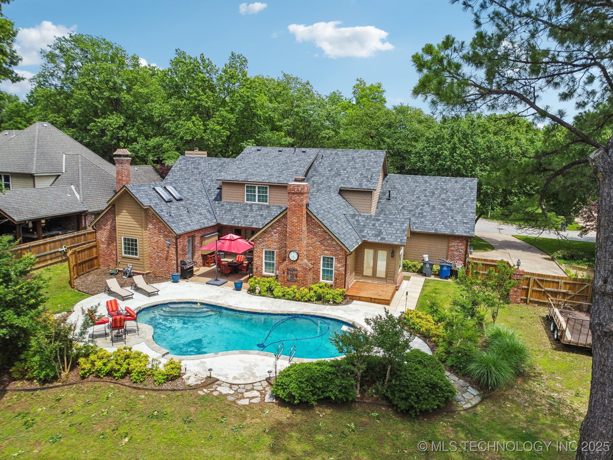 10734 S Toledo Avenue