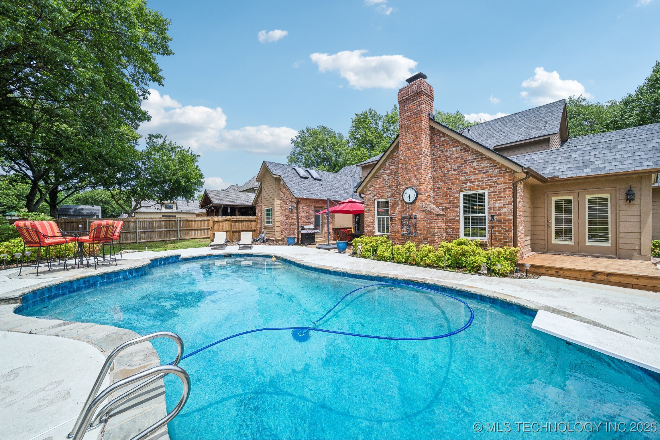 10734 S Toledo Avenue