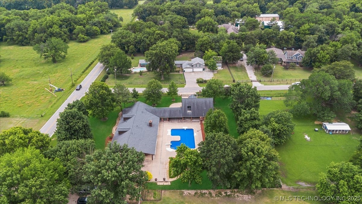 19251 E 94th Street S