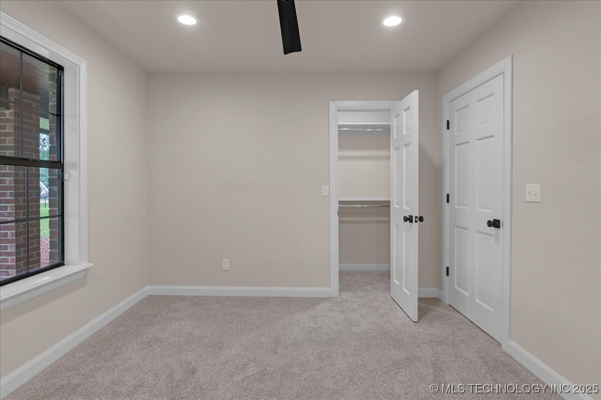 19251 E 94th Street S