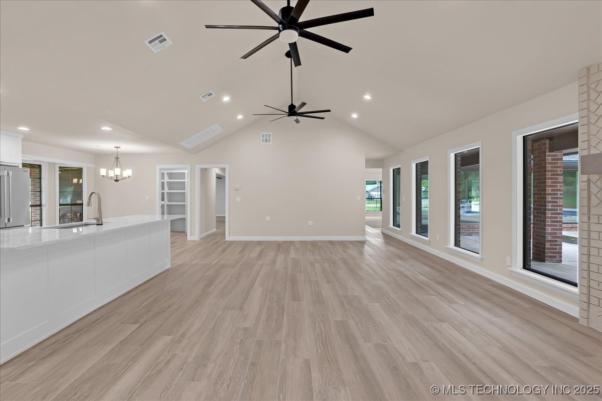 19251 E 94th Street S