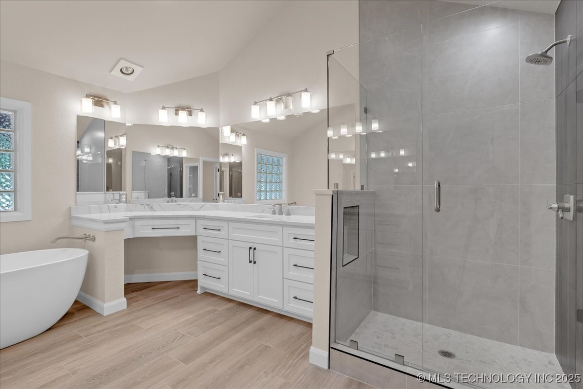 19251 E 94th Street S