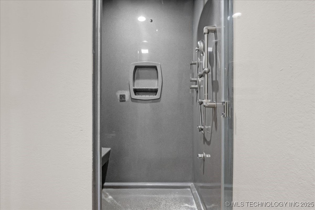 19251 E 94th Street S