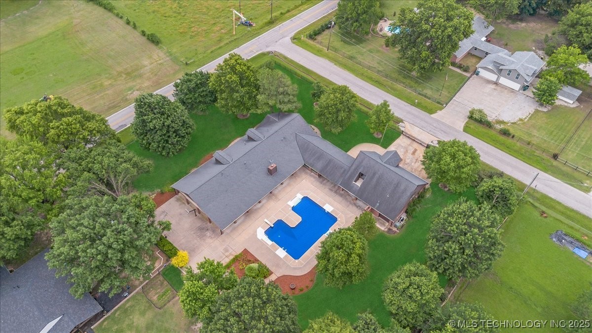 19251 E 94th Street S