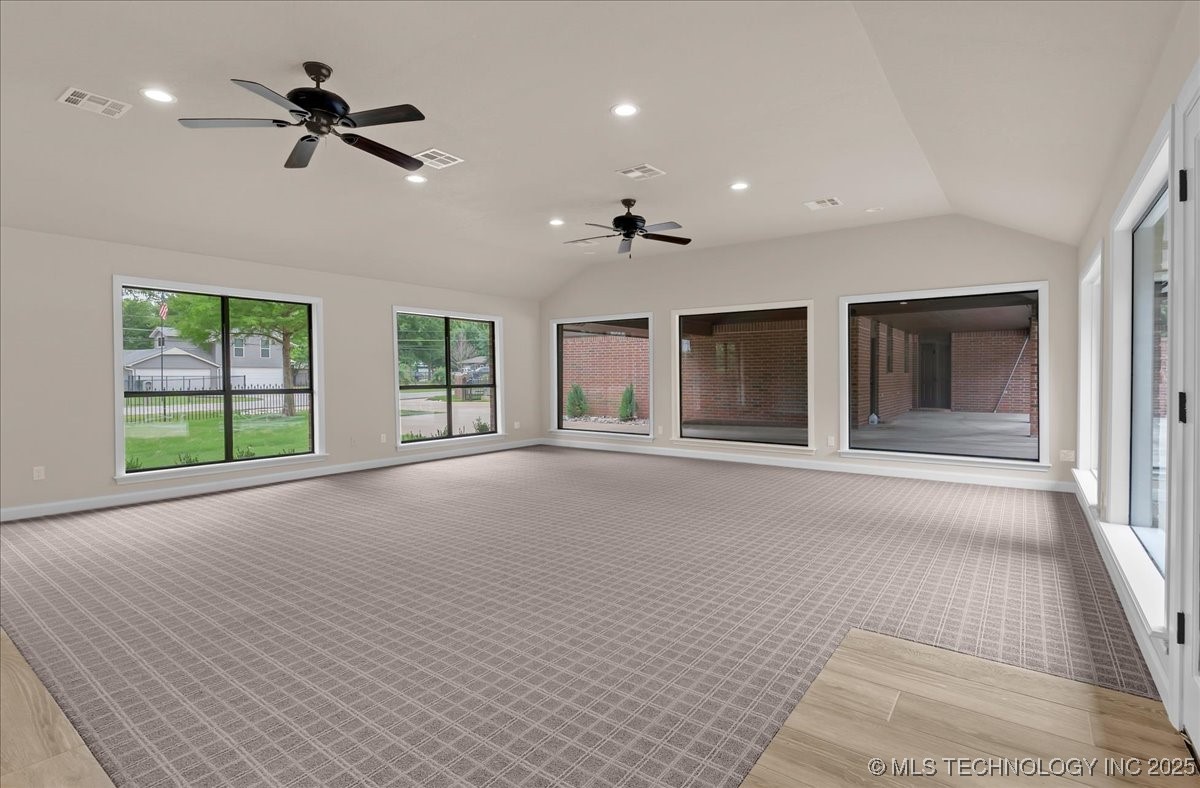 19251 E 94th Street S