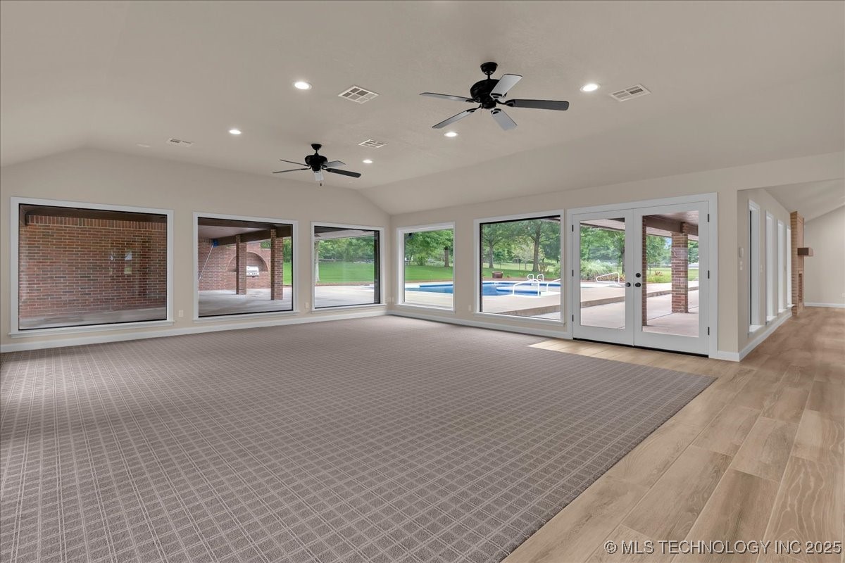 19251 E 94th Street S