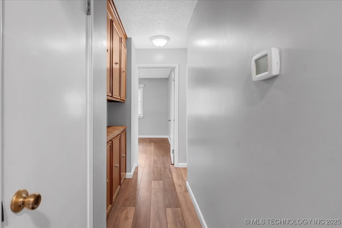 9511 S 190th East Avenue