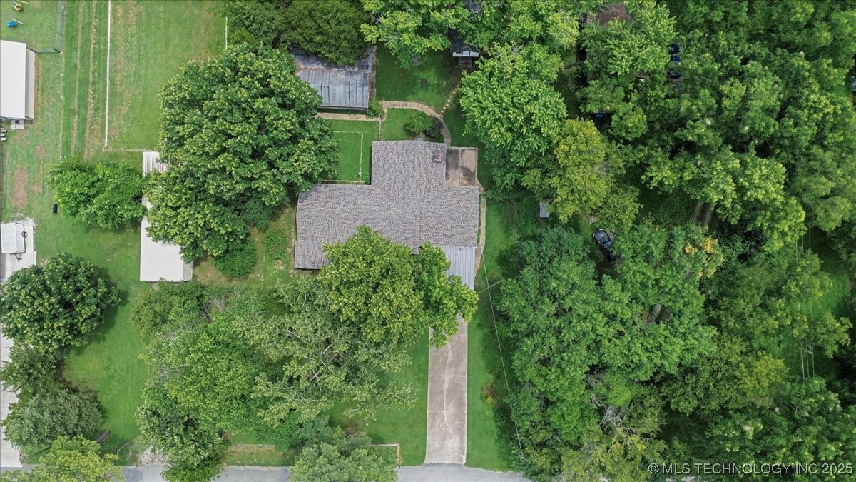 9511 S 190th East Avenue