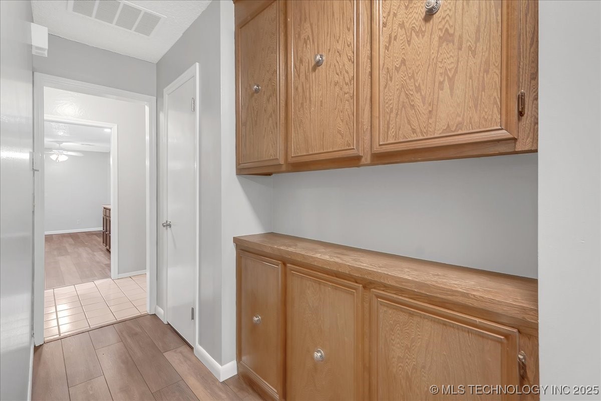 9511 S 190th East Avenue