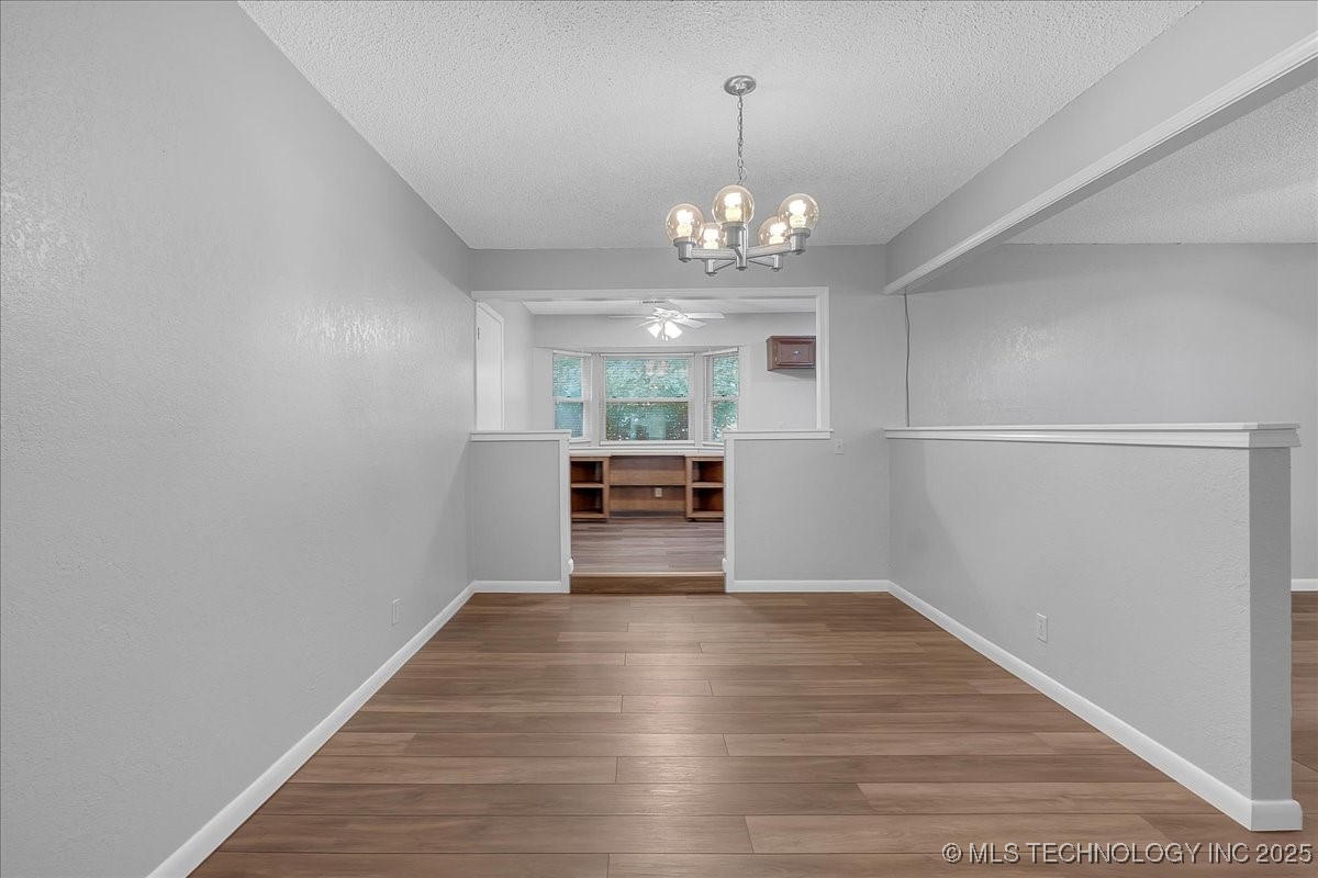 9511 S 190th East Avenue