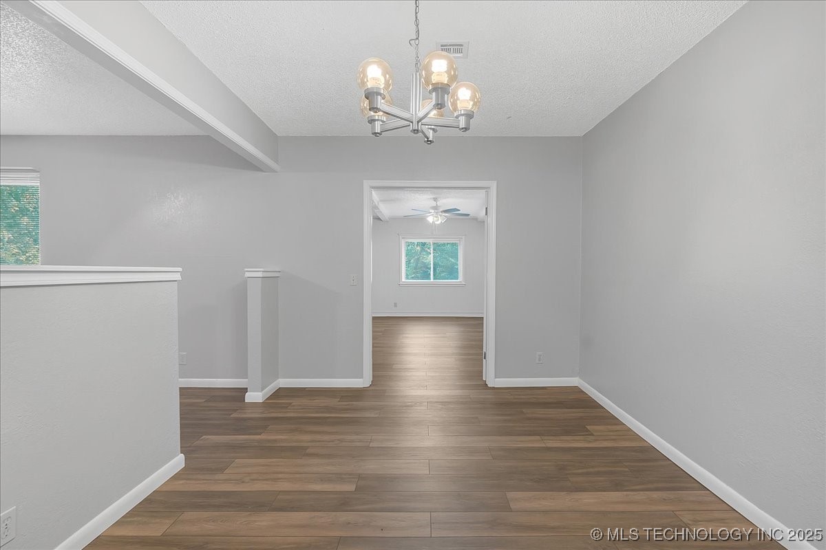 9511 S 190th East Avenue