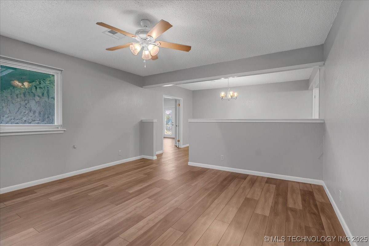 9511 S 190th East Avenue