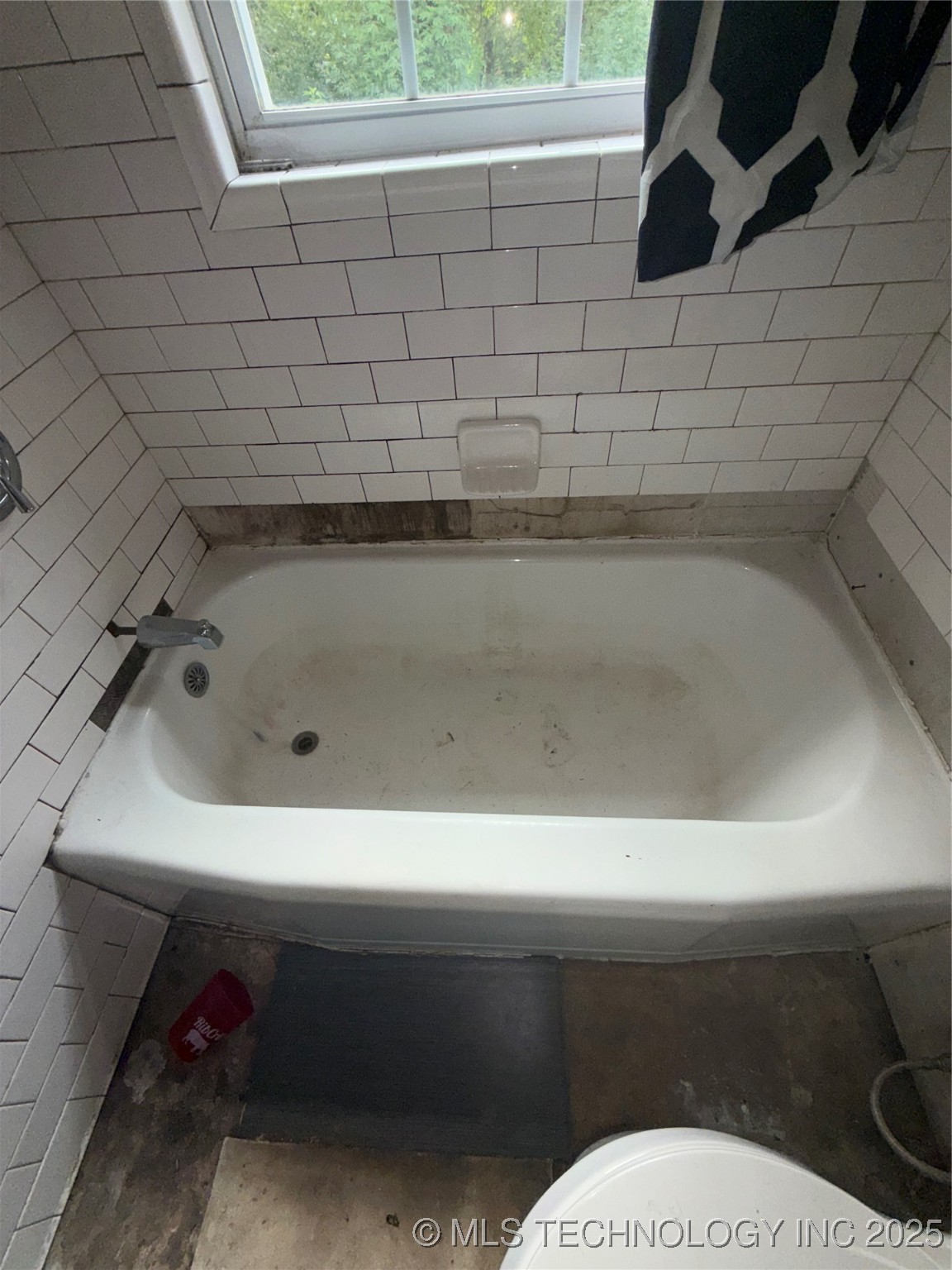 6416 N Rockford Avenue