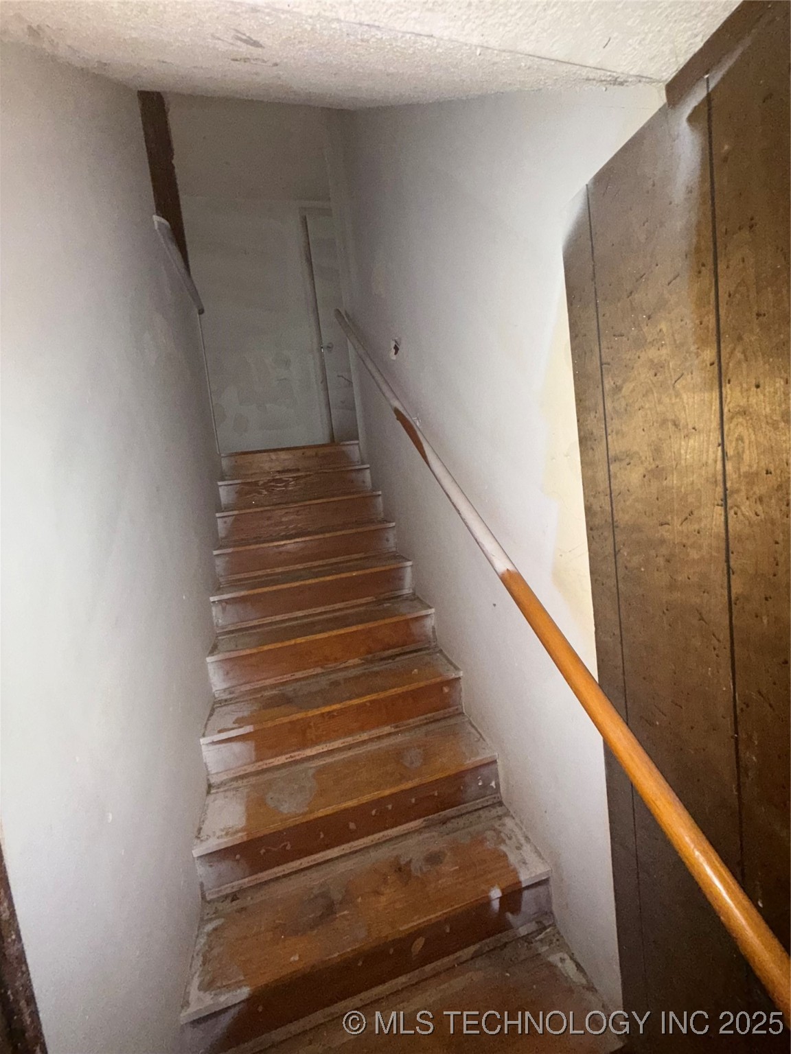 6416 N Rockford Avenue