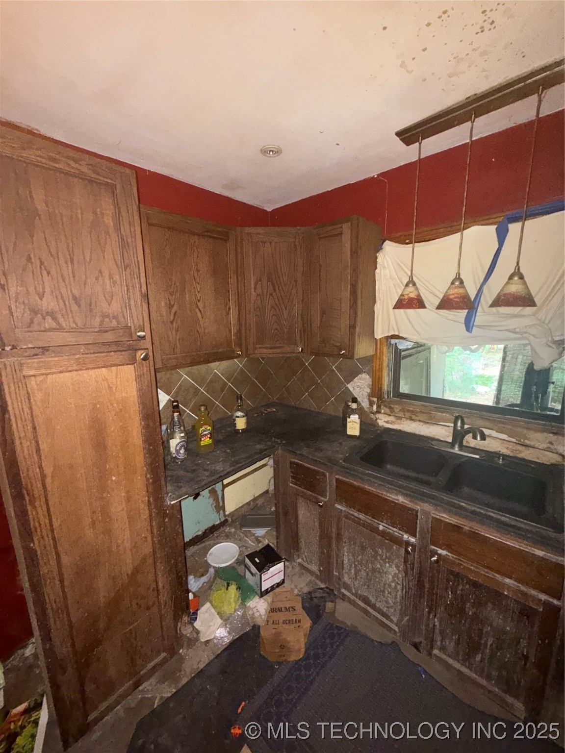 6416 N Rockford Avenue