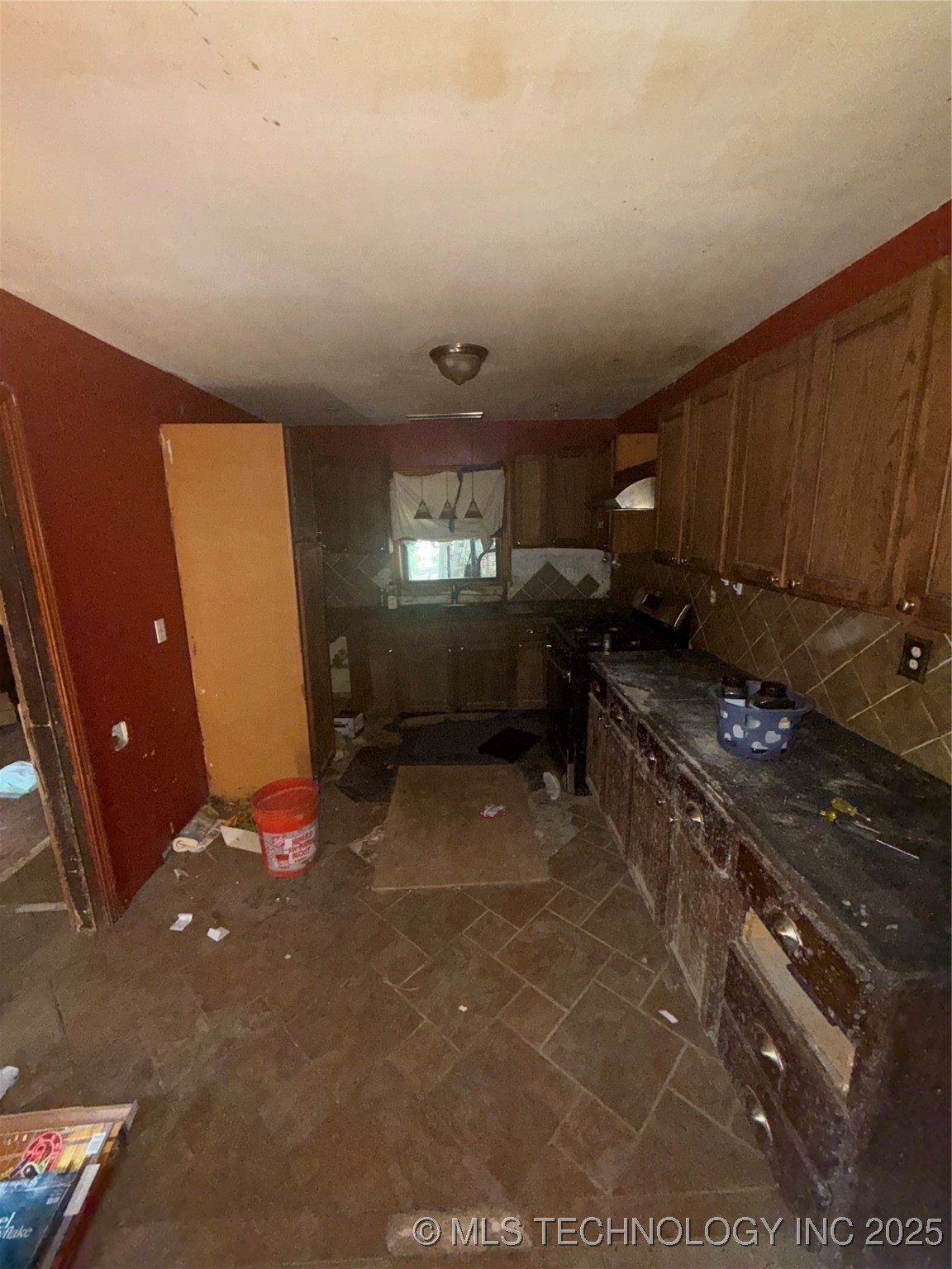 6416 N Rockford Avenue