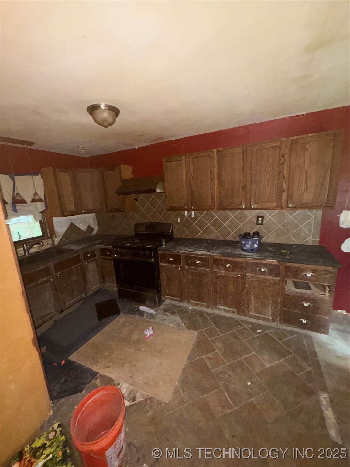 6416 N Rockford Avenue