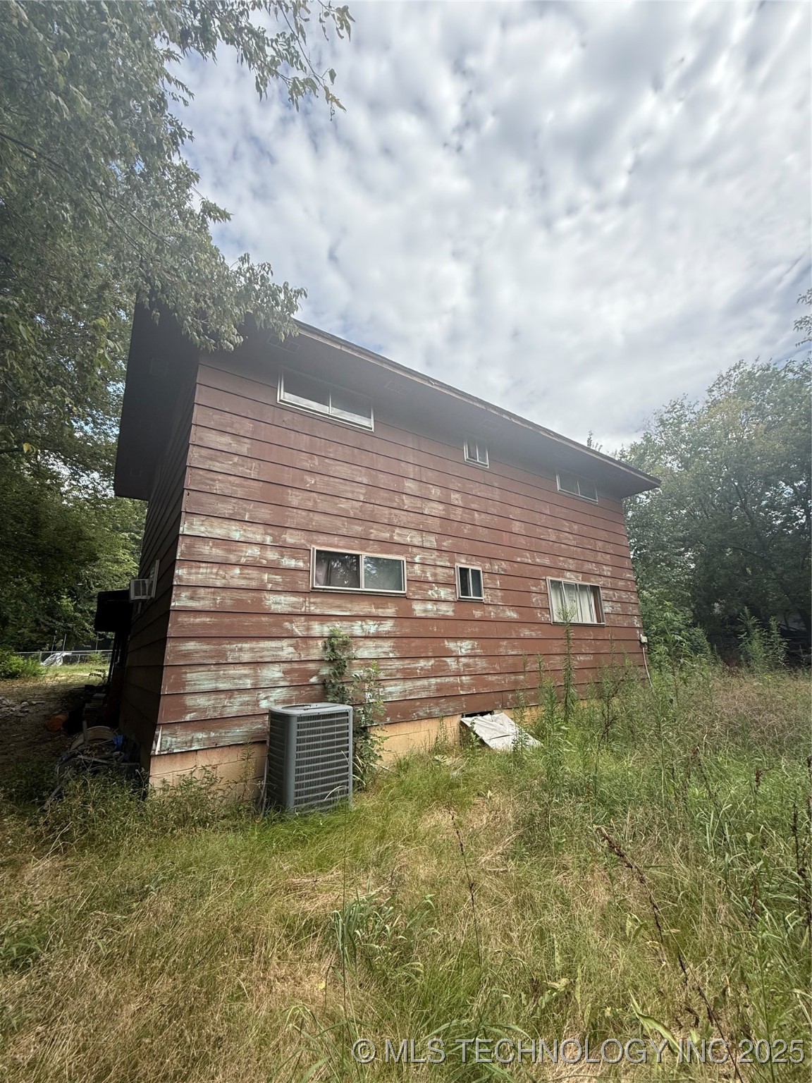 6416 N Rockford Avenue