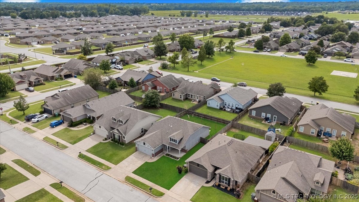 16044 S 88th East Avenue