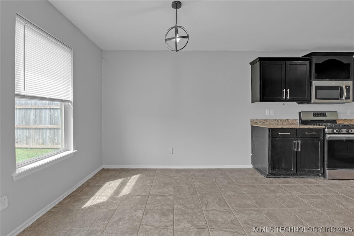 16044 S 88th East Avenue