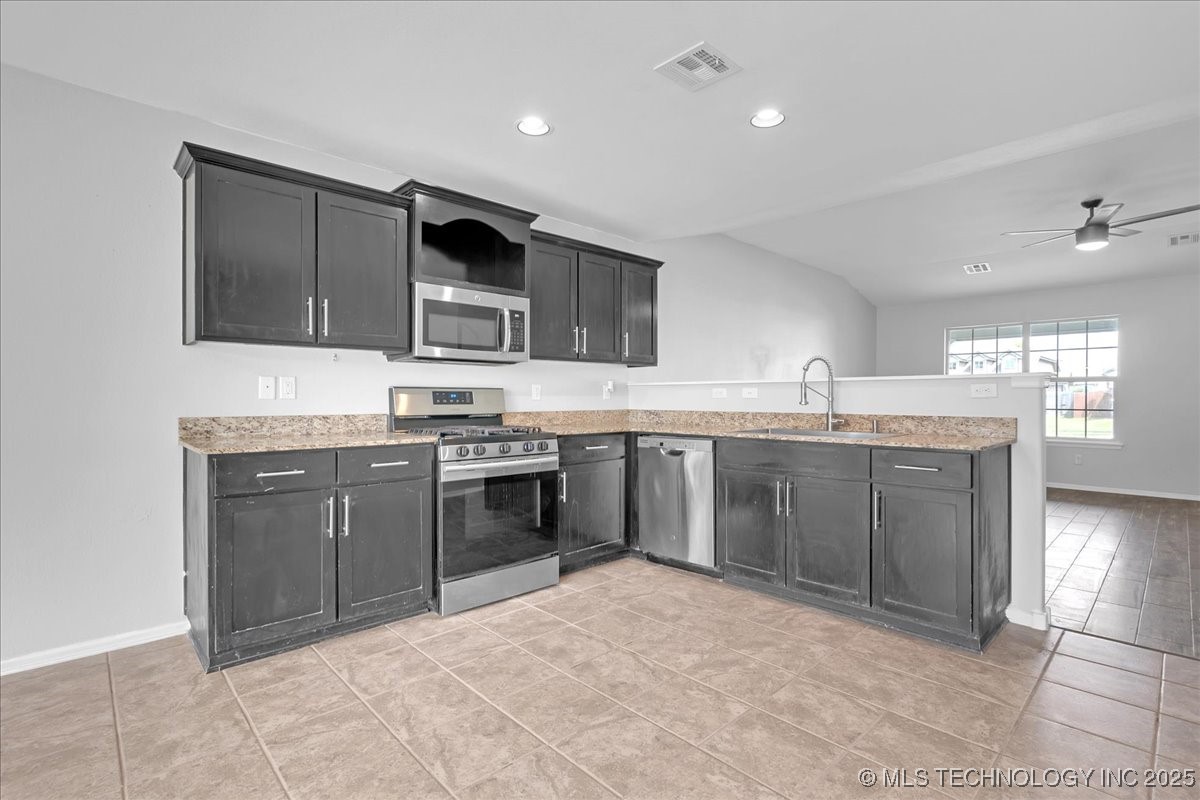 16044 S 88th East Avenue