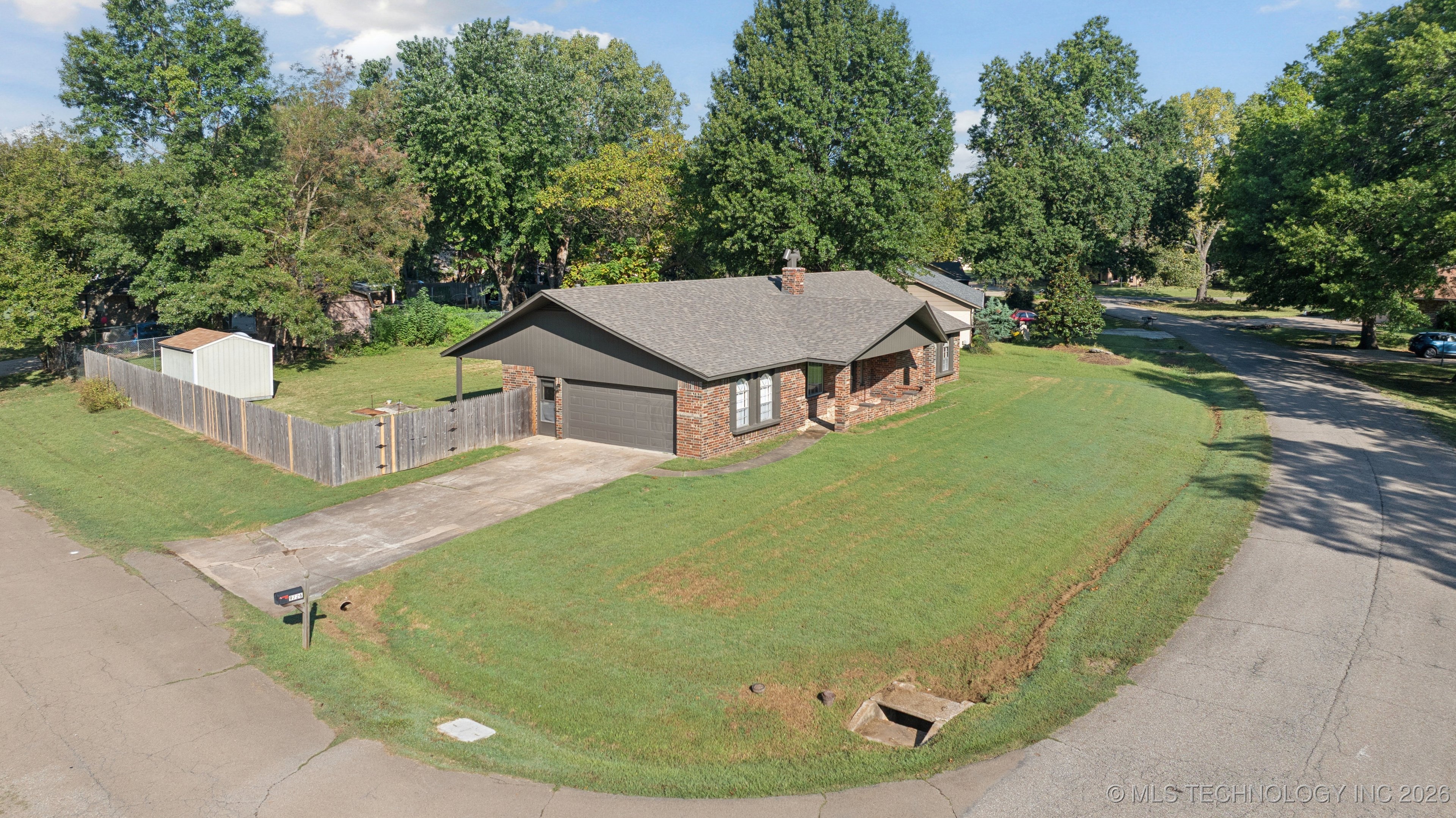 9726 S Houston Avenue