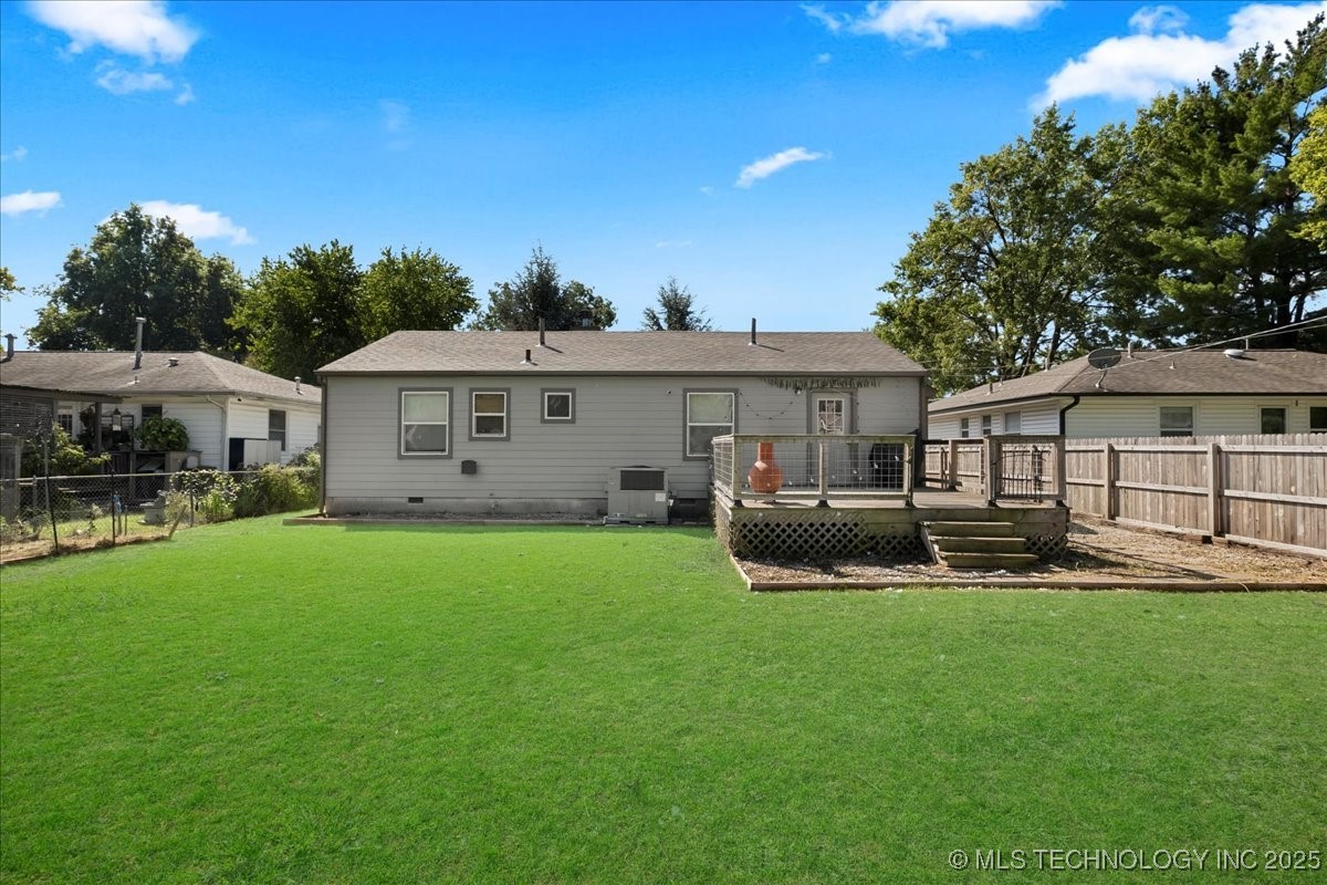1527 E 50th Street