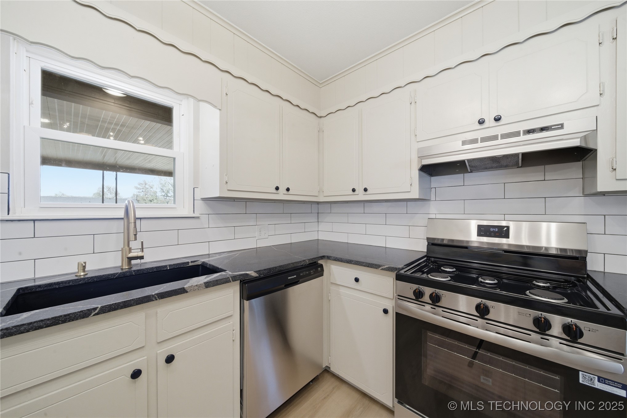 14509 Mockingbird Lane