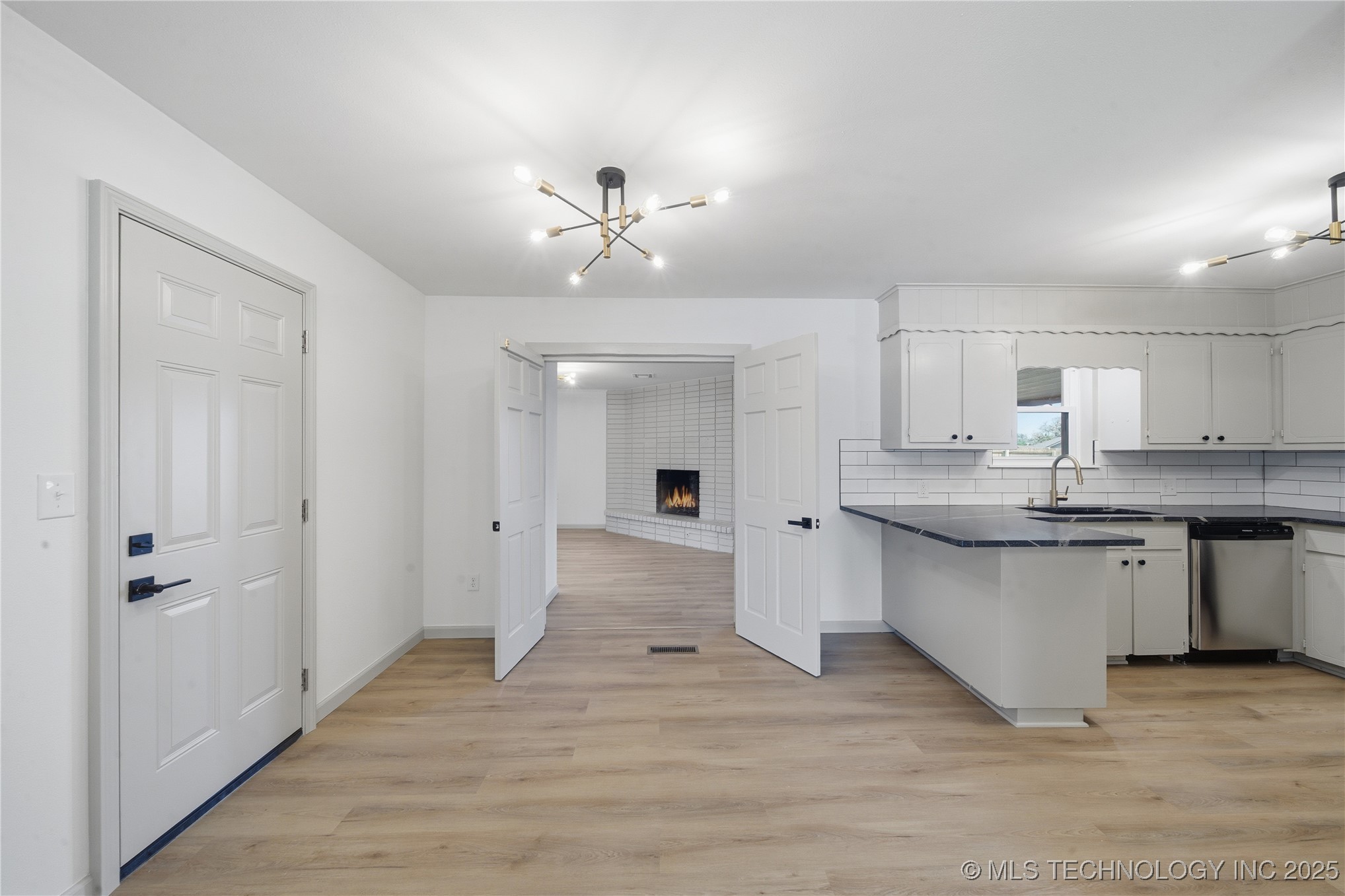 14509 Mockingbird Lane