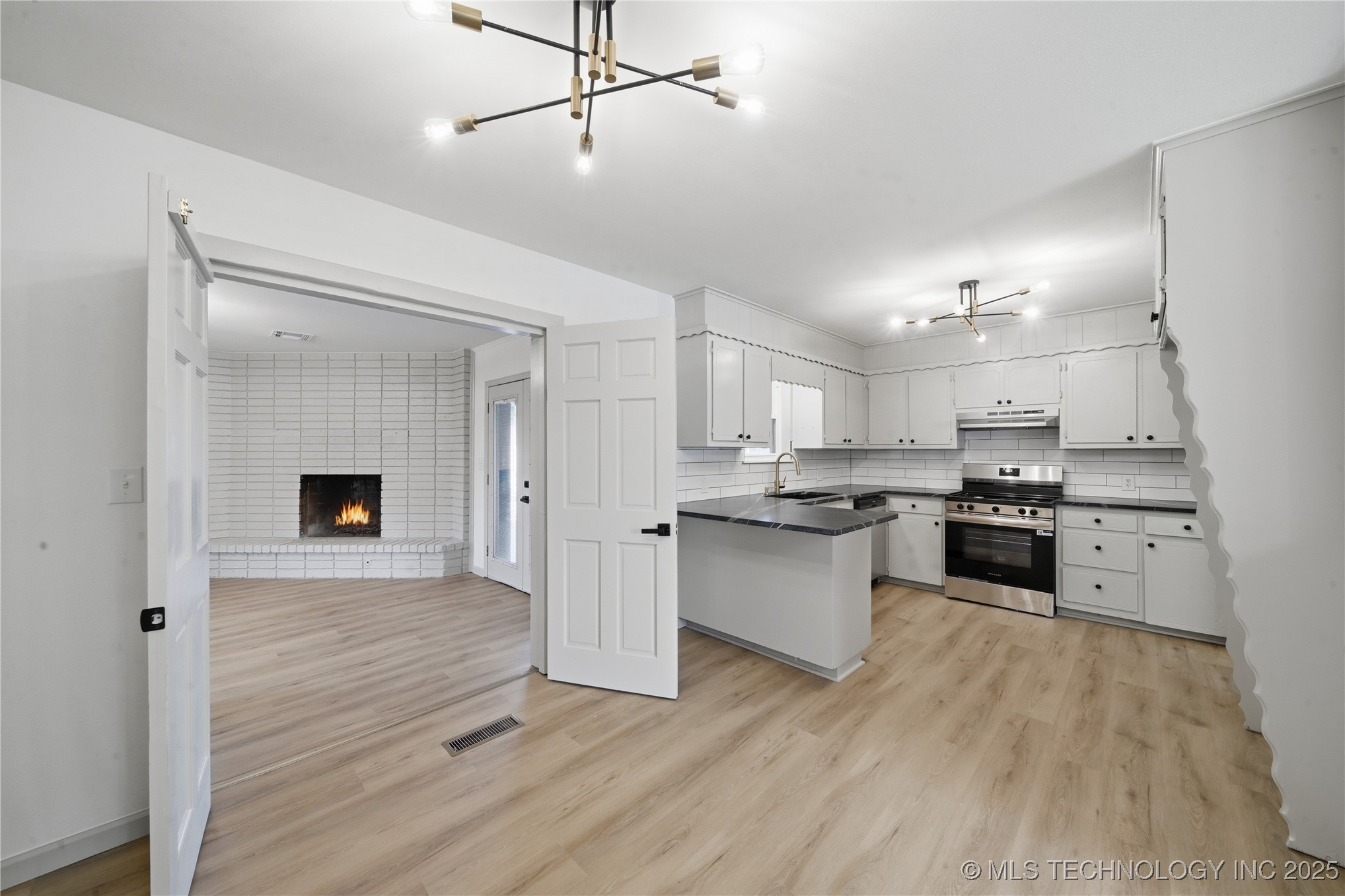 14509 Mockingbird Lane