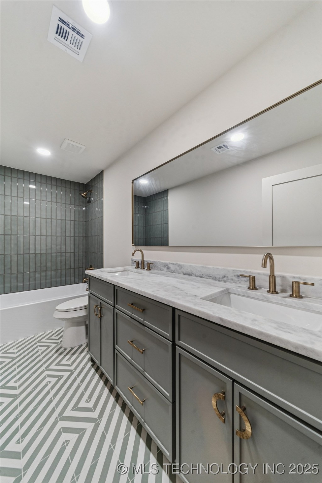 4717 S Atlanta Place