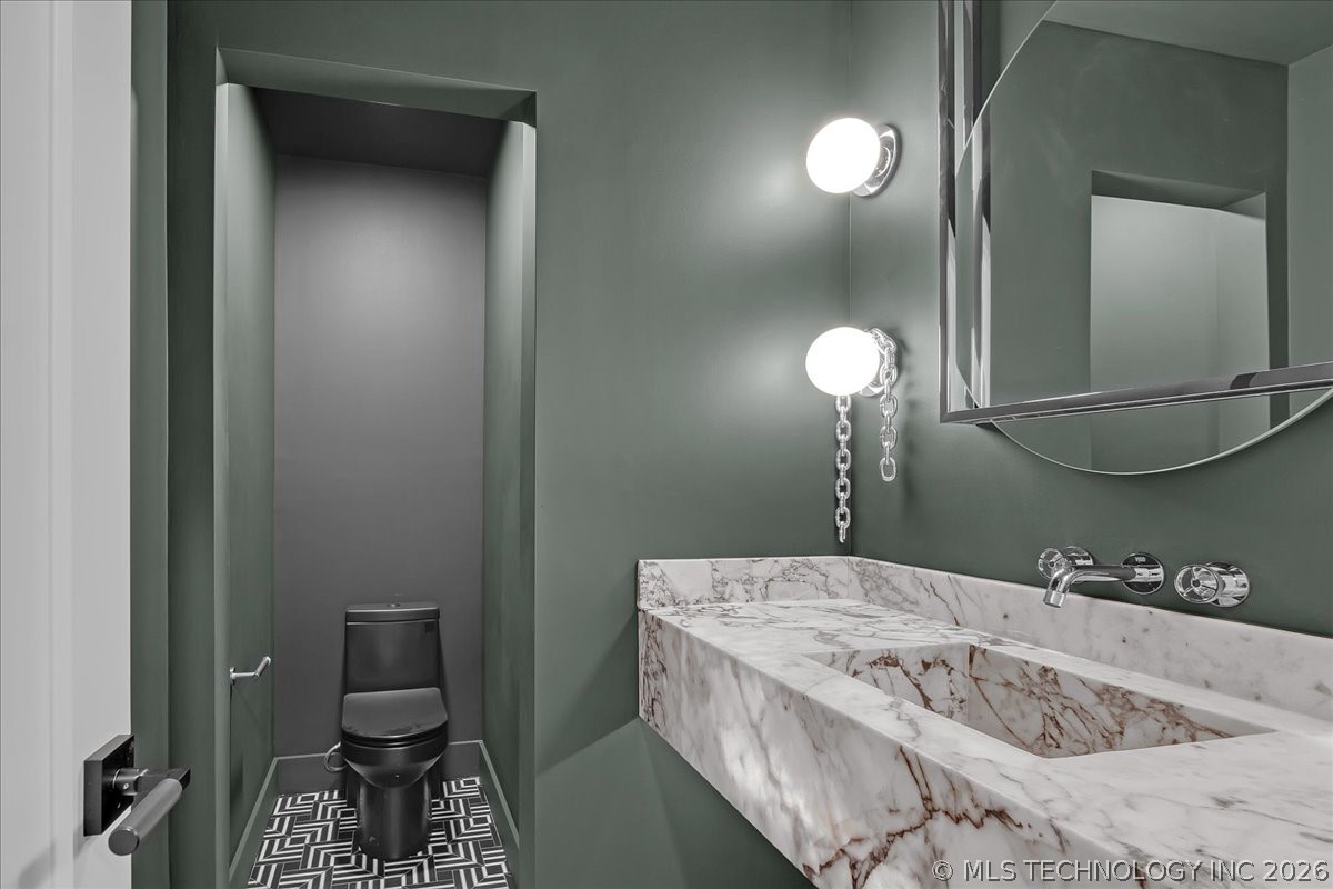 4717 S Atlanta Place