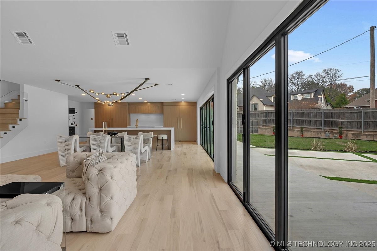 4717 S Atlanta Place