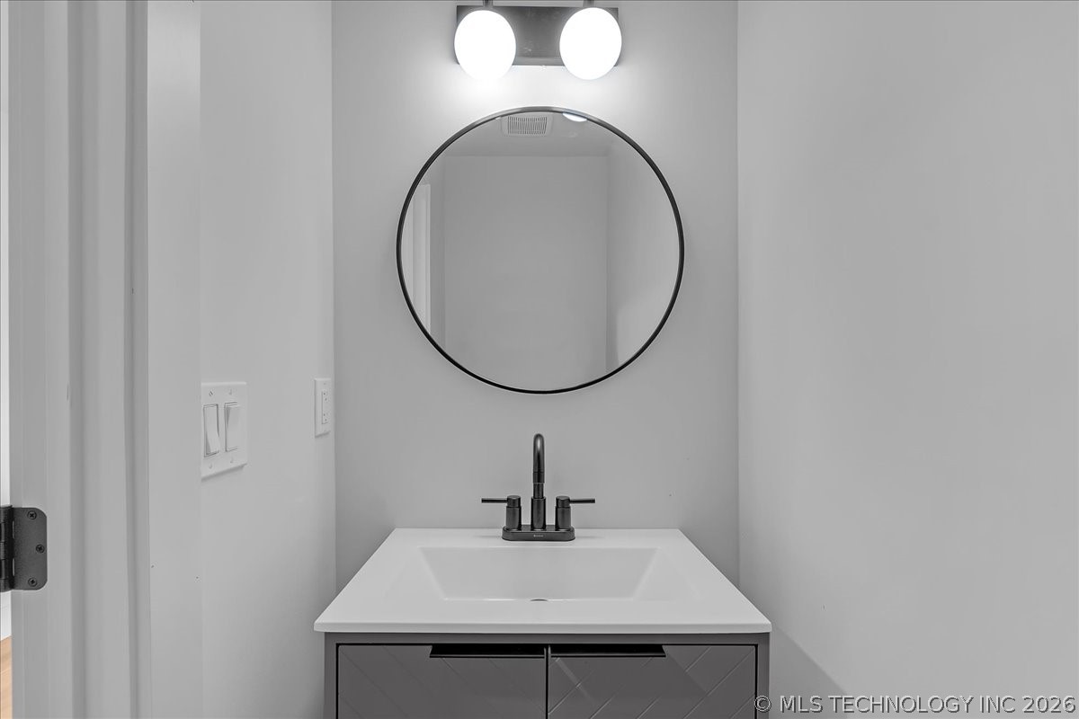 4717 S Atlanta Place