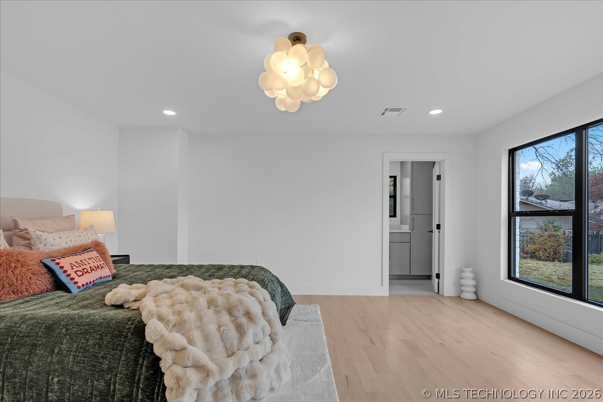 4717 S Atlanta Place