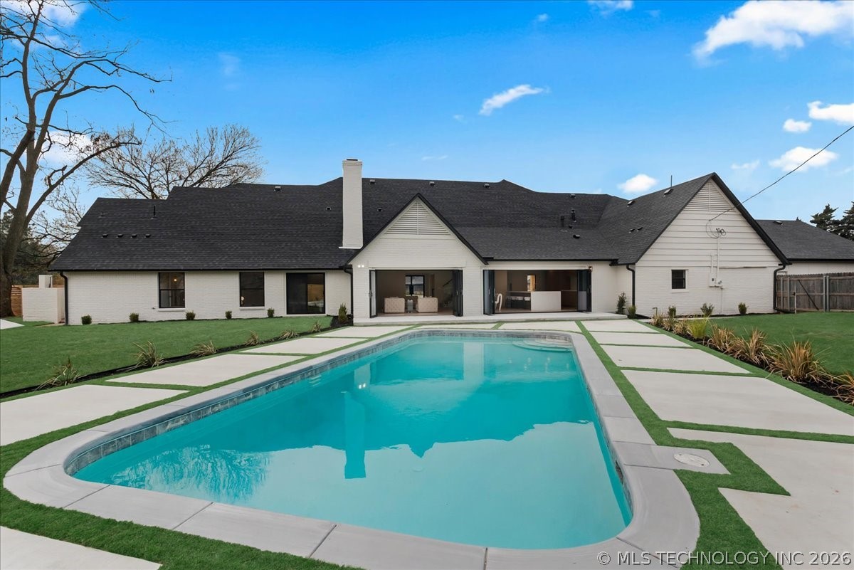 4717 S Atlanta Place