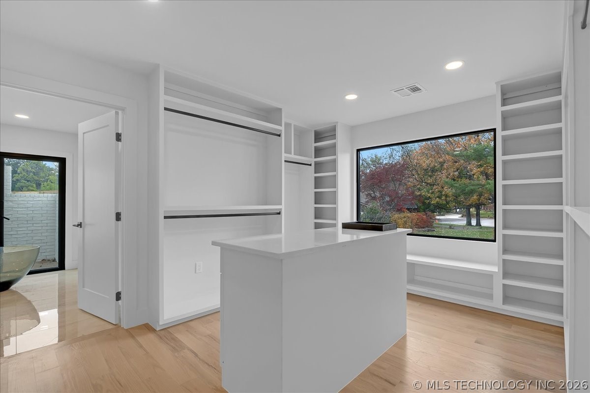 4717 S Atlanta Place