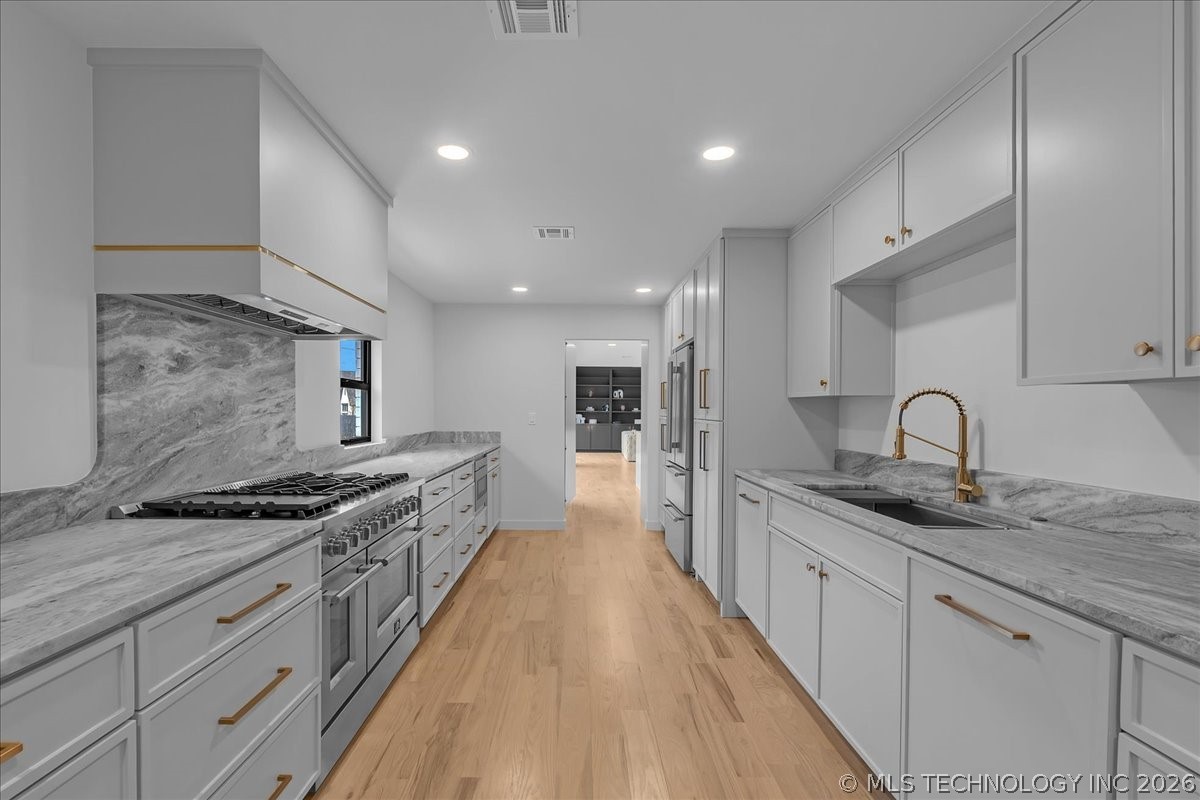 4717 S Atlanta Place