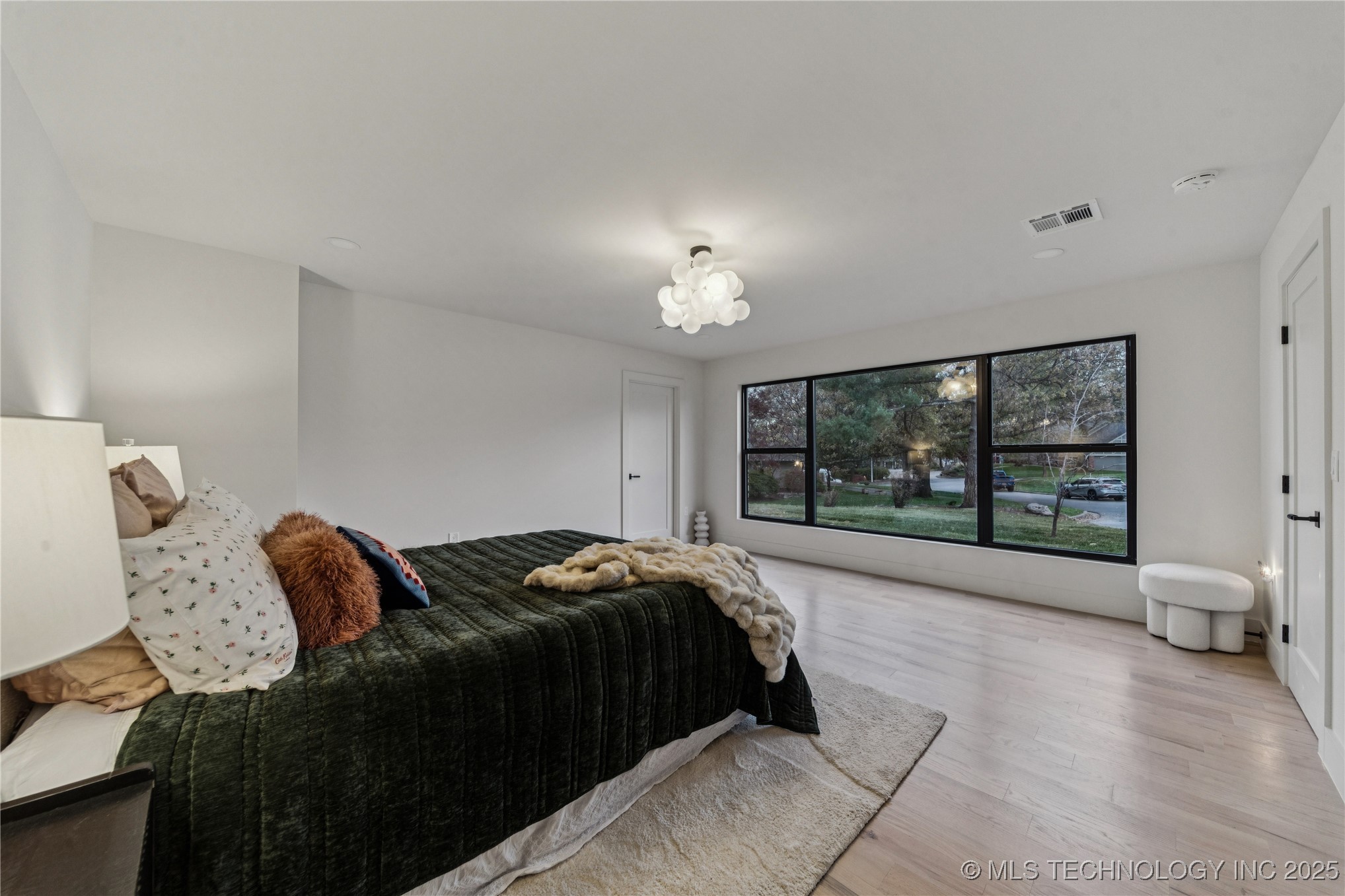 4717 S Atlanta Place