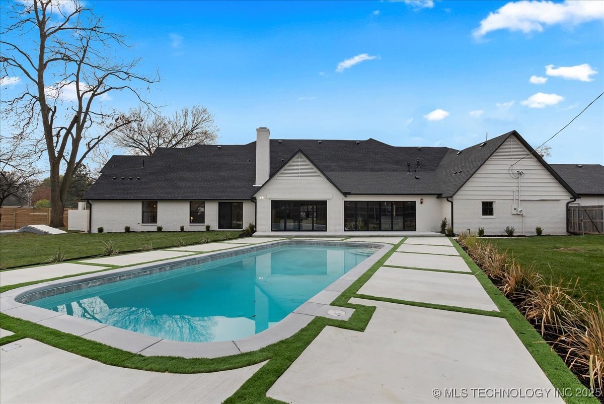 4717 S Atlanta Place