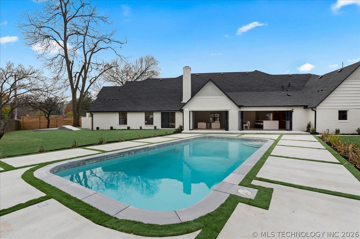 4717 S Atlanta Place