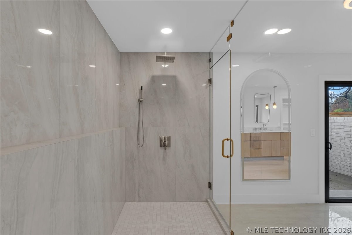 4717 S Atlanta Place